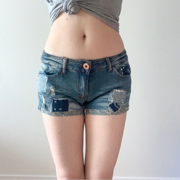 Mid Rise Vintage Ripped Denim Shorts - Picture 1 of 10